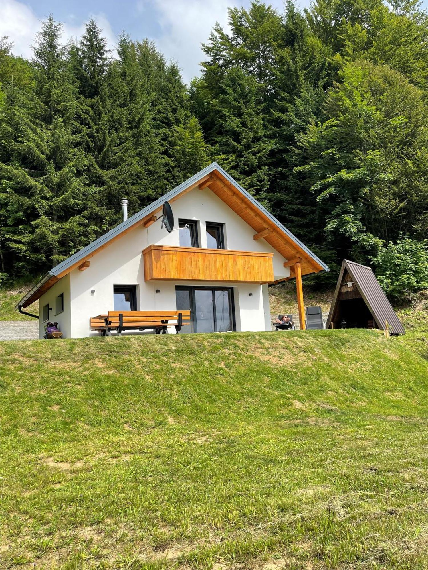 Span Cottage เยเซนิตเซ ภายนอก รูปภาพ
